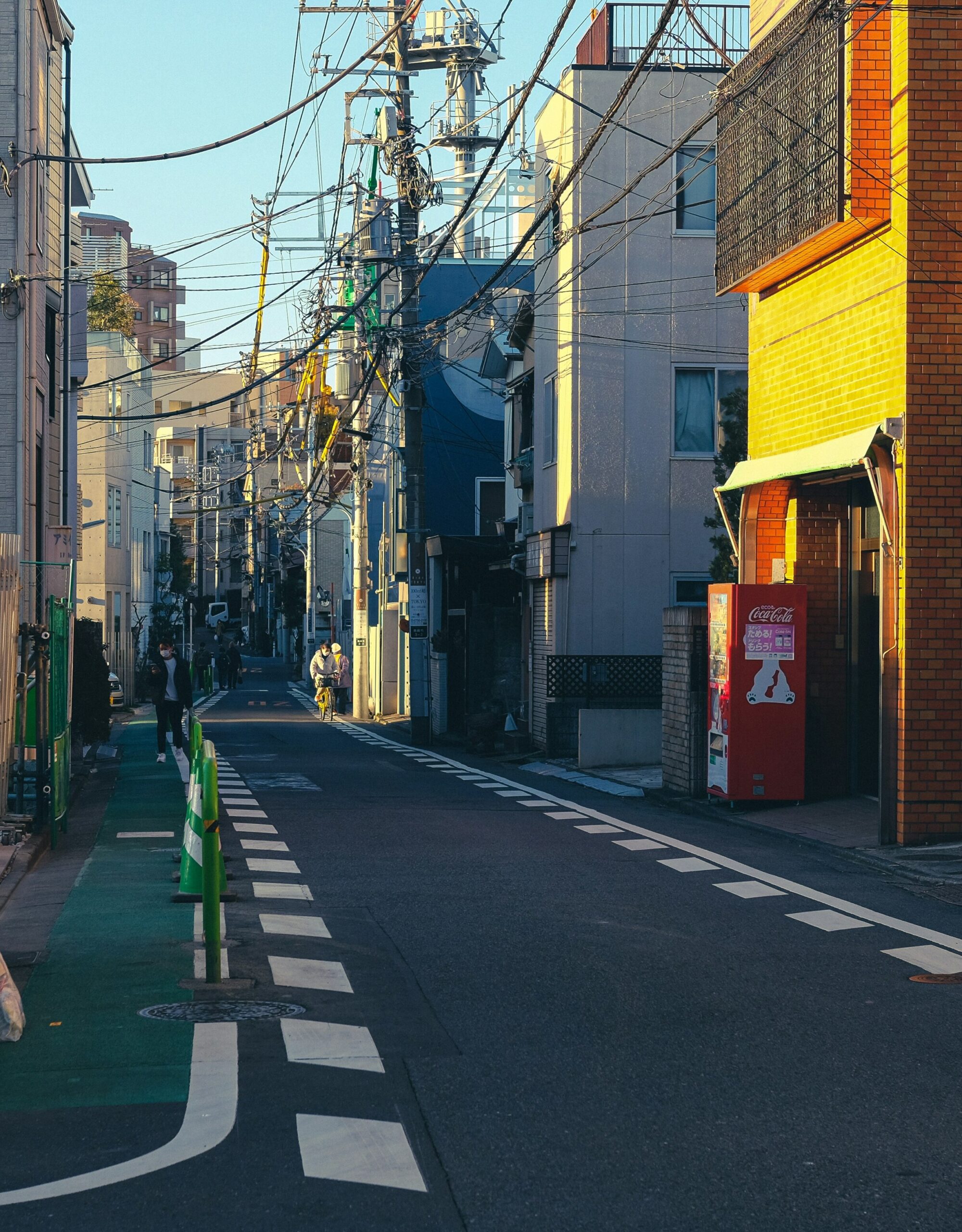 TOK-CTA-01 · a Tokyo street at the moment the lights come on — 3:4, 1200×1600